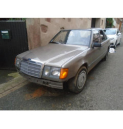 Feu arriere principal gauche (feux) MERCEDES 260 W124