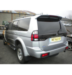 Moteur essuie glace arriere MITSUBISHI PAJERO SPORT Photo n°7