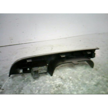 Interrupteur de leve vitre avant droit CHEVROLET KALOS