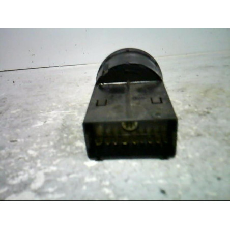 Commande de phare VOLKSWAGEN POLO 4