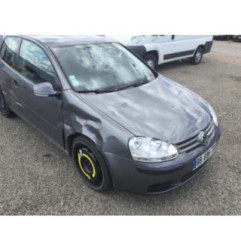 Feu arriere secondaire gauche (feux) VOLKSWAGEN GOLF 5 Photo n°3