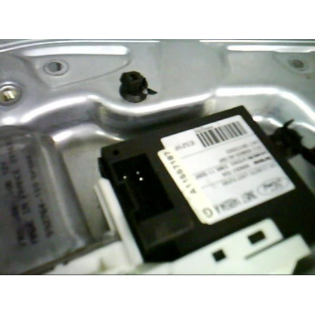 Moteur leve vitre arriere droit FORD C-MAX 1