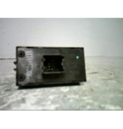 Interrupteur de leve vitre arriere gauche OPEL MERIVA B