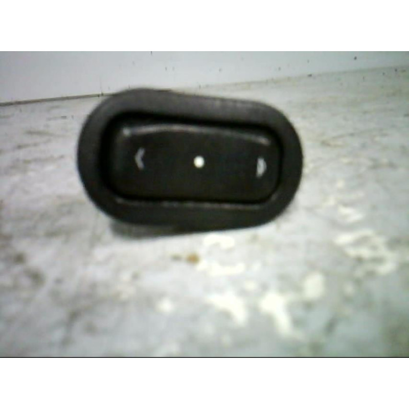 Interrupteur de leve vitre avant droit OPEL ZAFIRA A