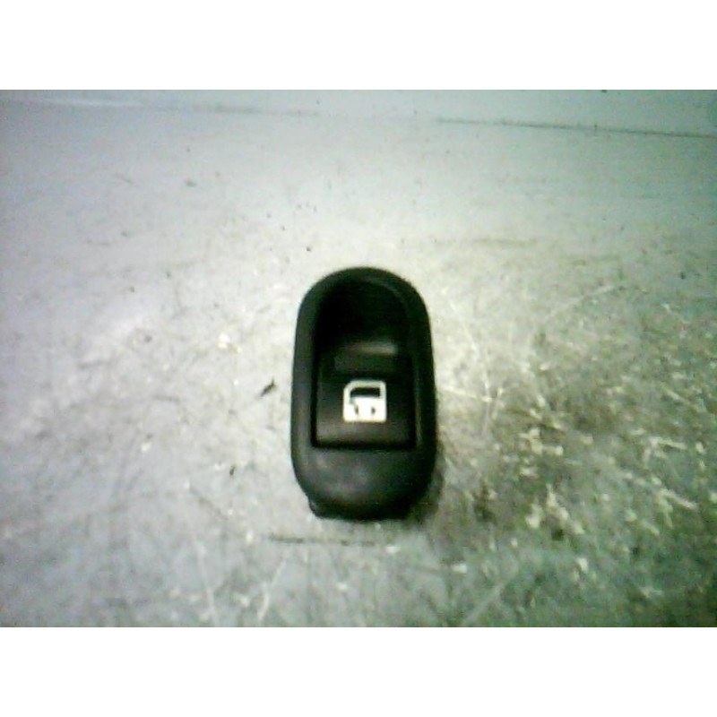 Bouton/Interrupteur PEUGEOT 1007