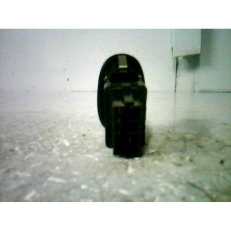 Interrupteur de leve vitre avant droit PEUGEOT 1007