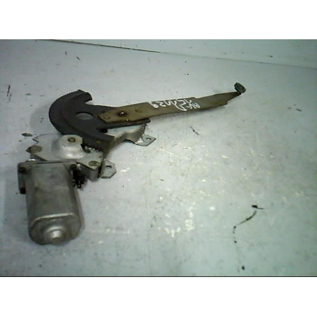 Moteur leve vitre avant droit CHEVROLET BERETTA Photo n°1