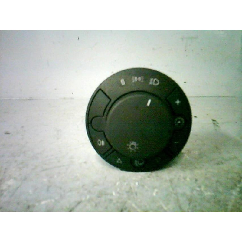 Commande de phare OPEL CORSA D