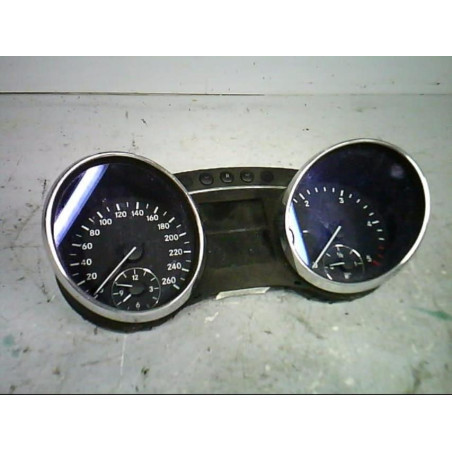 Compteur MERCEDES CLASSE R 251 Photo n°1