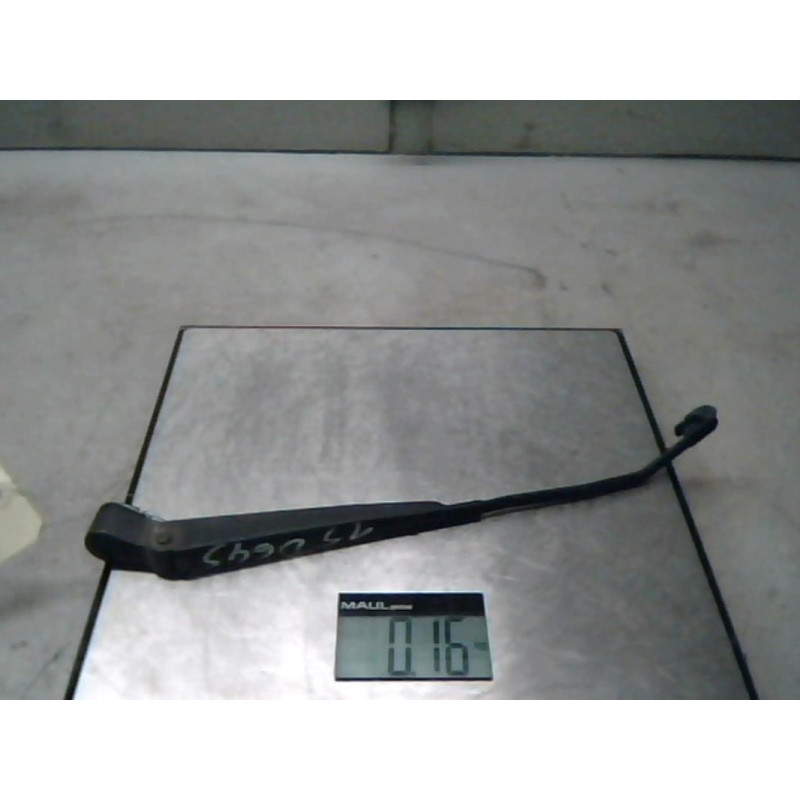 Bras essuie glace arriere SUZUKI VITARA 1