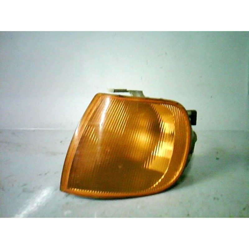 Optique avant secondaire gauche (feux)(clignotant) VOLKSWAGEN POLO 3