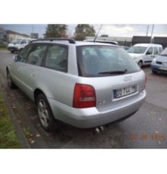 Calculateur AUDI A4 1 Photo n°4