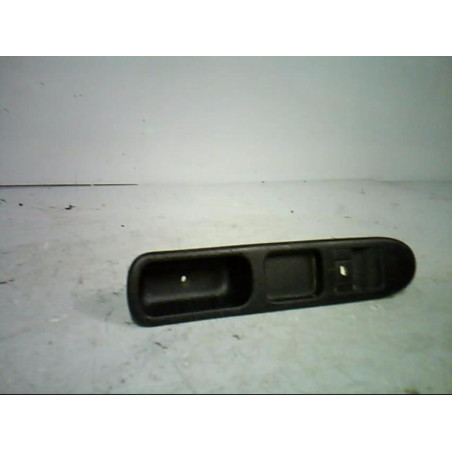 Interrupteur de leve vitre avant droit PEUGEOT 307 Photo n°1