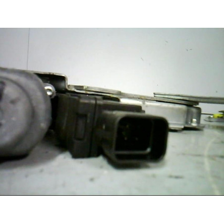 Moteur leve vitre avant gauche OPEL MERIVA A