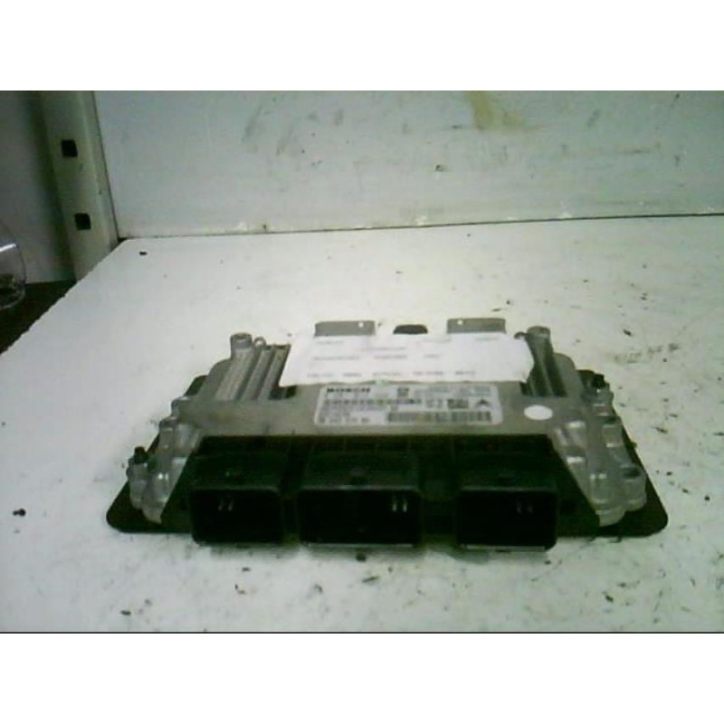 Calculateur moteur CITROEN C4 1