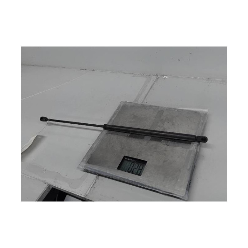 Verin de capot VOLKSWAGEN POLO 3