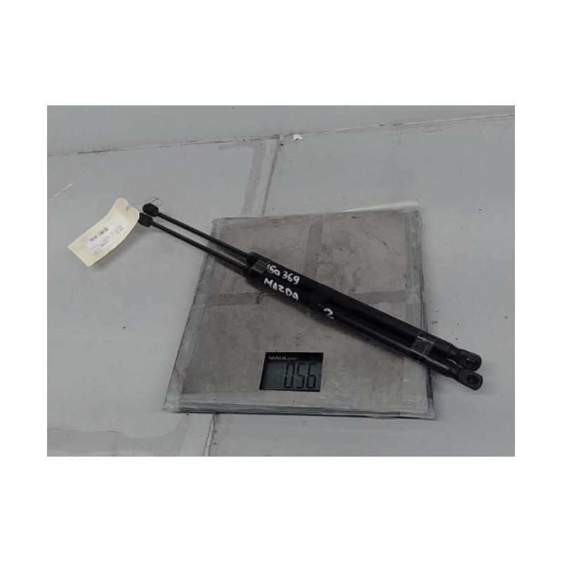 Verin de coffre MAZDA 2 1