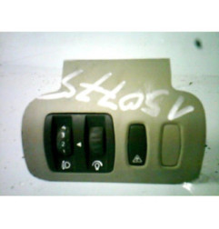 Bouton/Interrupteur RENAULT SCENIC 2 Photo n°1