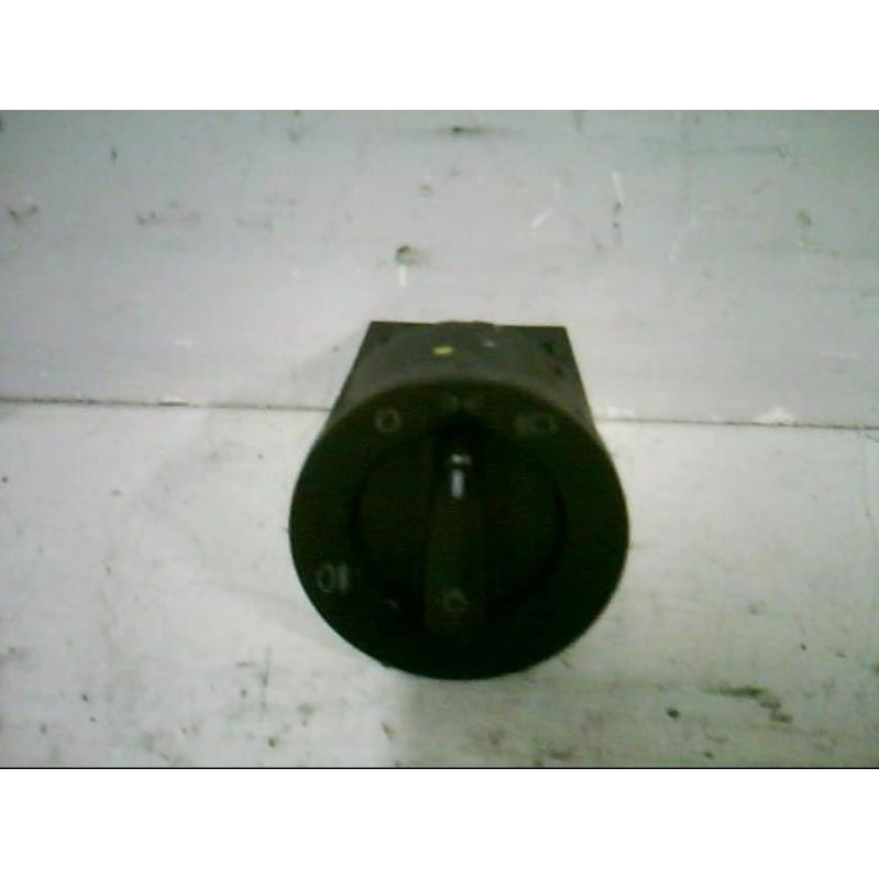 Commande de phare VOLKSWAGEN POLO 3