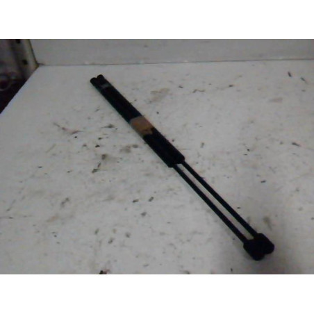 Verin de coffre FORD FIESTA 5 Photo n°1