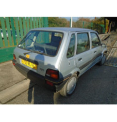 Aile avant gauche ROVER 100 Photo n°5