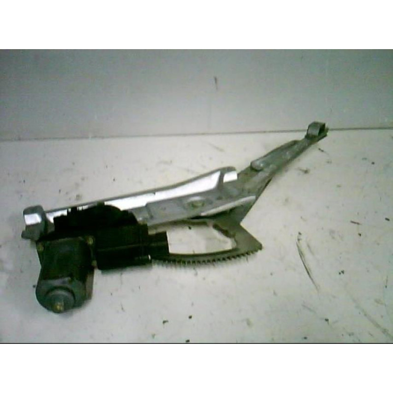 Moteur leve vitre avant droit OPEL VECTRA B