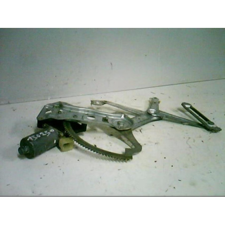 Moteur leve vitre avant droit MERCEDES CLASSE C 202 Photo n°1
