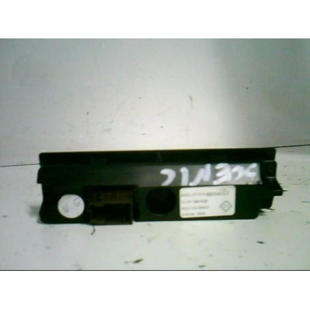 Commande GPS RENAULT GRAND SCENIC 2