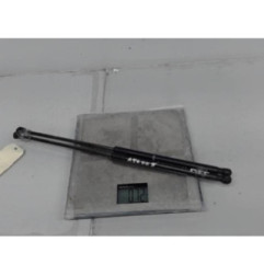 Verin de capot MAZDA 6 1