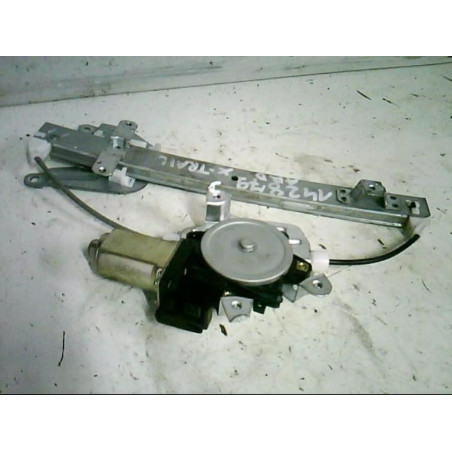 Moteur leve vitre arriere droit NISSAN X-TRAIL 1 Photo n°1