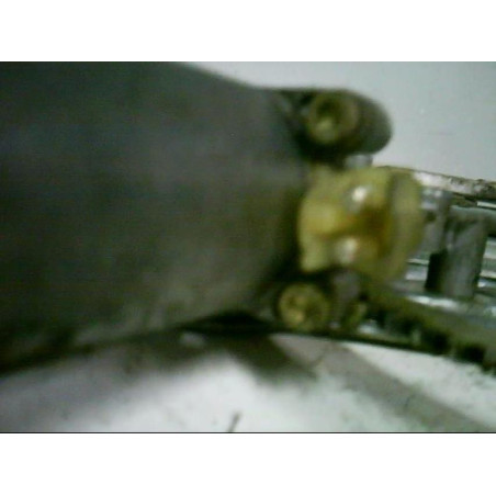 Moteur leve vitre avant gauche MERCEDES CLASSE C 202