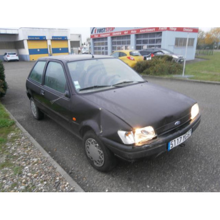 Feu arriere principal droit (feux) FORD FIESTA 3