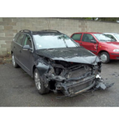 Moteur leve vitre avant gauche VOLKSWAGEN PASSAT 5 Photo n°4