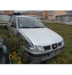 Feu arriere principal gauche (feux) SEAT IBIZA 2 Photo n°10