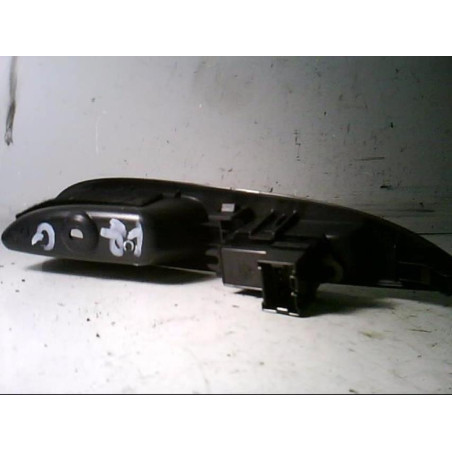Interrupteur de leve vitre arriere gauche NISSAN PRIMERA 4