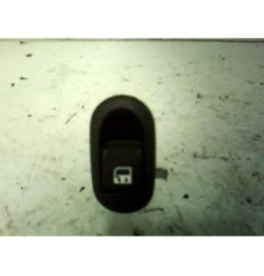 Interrupteur de leve vitre avant droit PEUGEOT 1007 Photo n°1