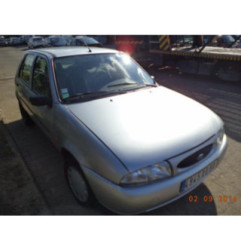 Feu arriere principal gauche (feux) FORD FIESTA 4 Photo n°3