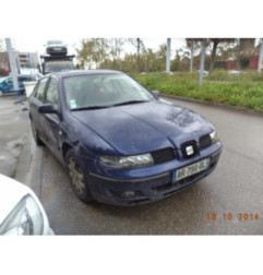 Anti brouillard gauche (feux) SEAT TOLEDO 2 Photo n°4
