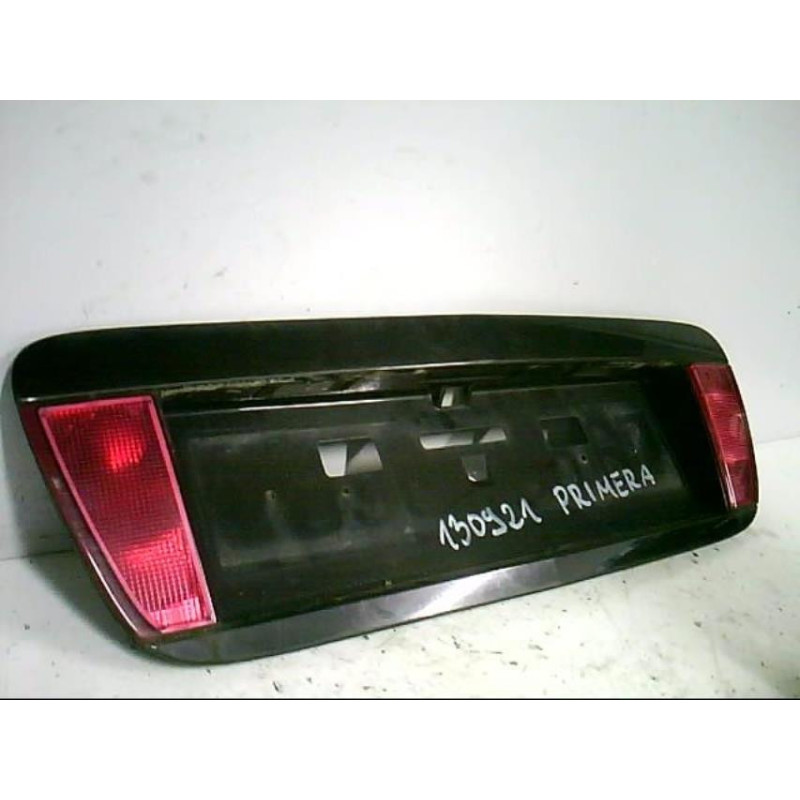 Bandeau de feu malle/hayon NISSAN PRIMERA 3