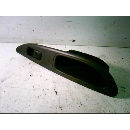 Interrupteur de leve vitre arriere gauche NISSAN PRIMERA 3 Photo n°1