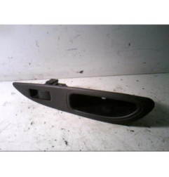 Interrupteur de leve vitre arriere droit NISSAN PRIMERA 3 Photo n°1