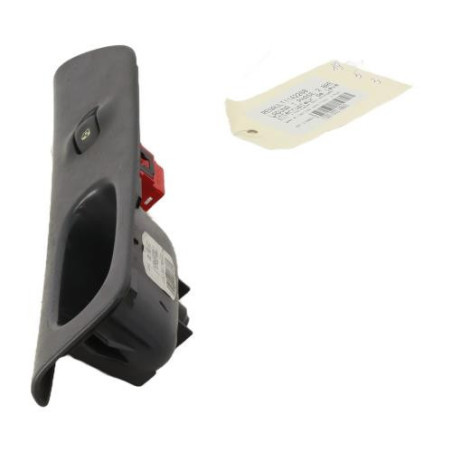 Interrupteur de leve vitre avant droit RENAULT LAGUNA 1