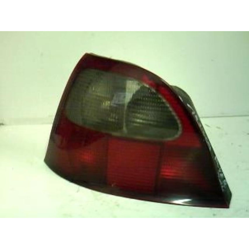 Feu arriere principal gauche (feux) ROVER 200 2