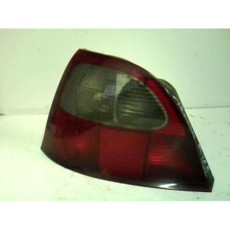 Feu arriere principal gauche (feux) ROVER 200 2 Photo n°1
