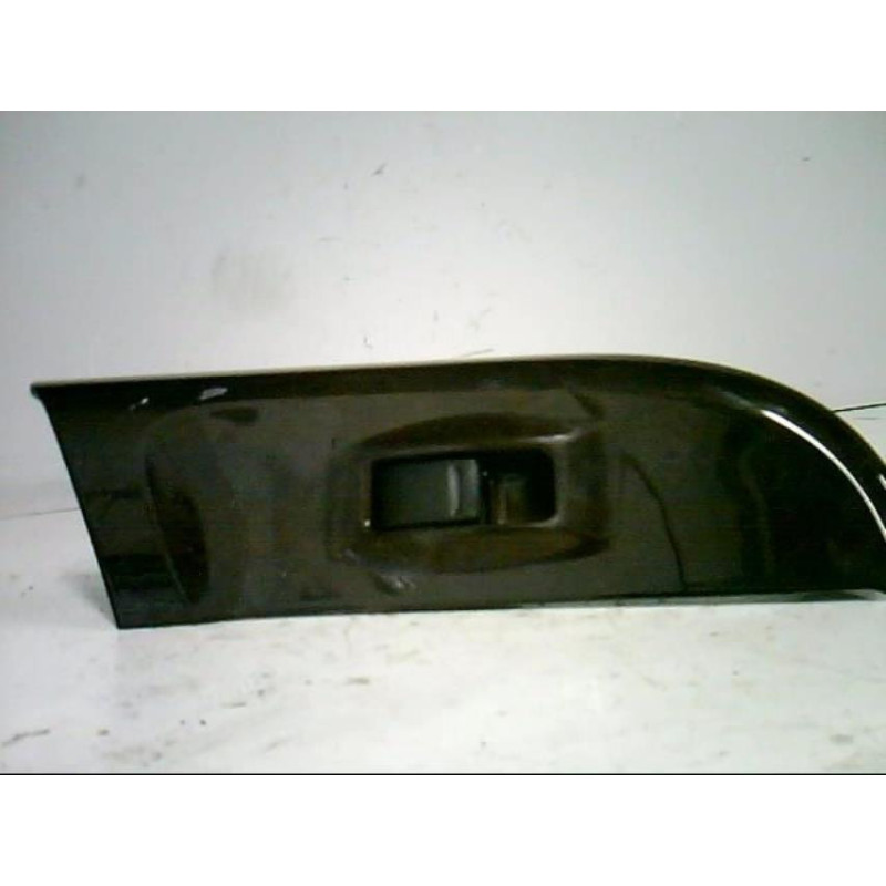 Interrupteur de leve vitre avant droit NISSAN MAXIMA QX 3