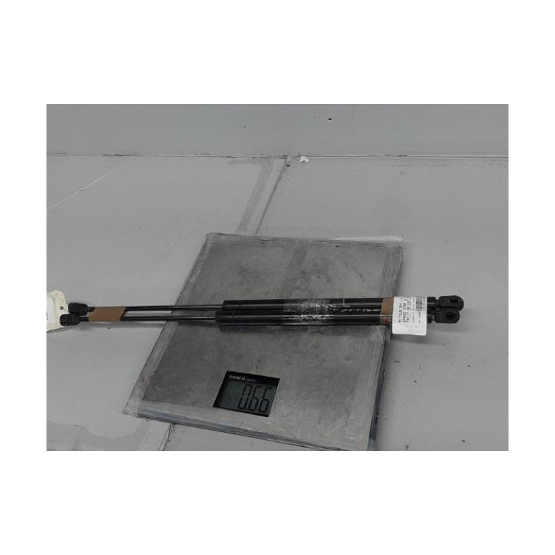 Verin de coffre MITSUBISHI SPACE STAR 2