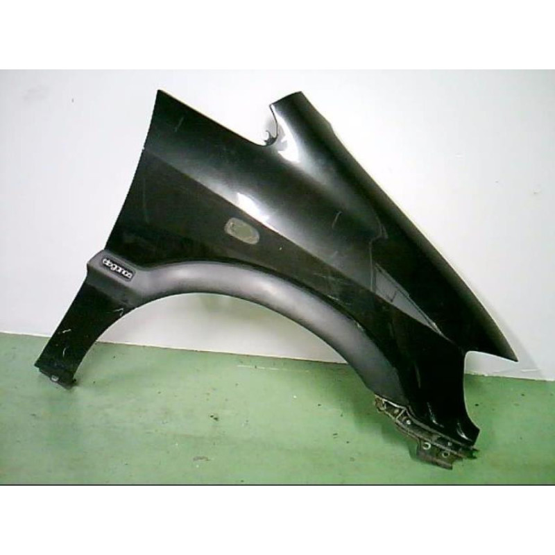 Aile avant droit OPEL ZAFIRA A