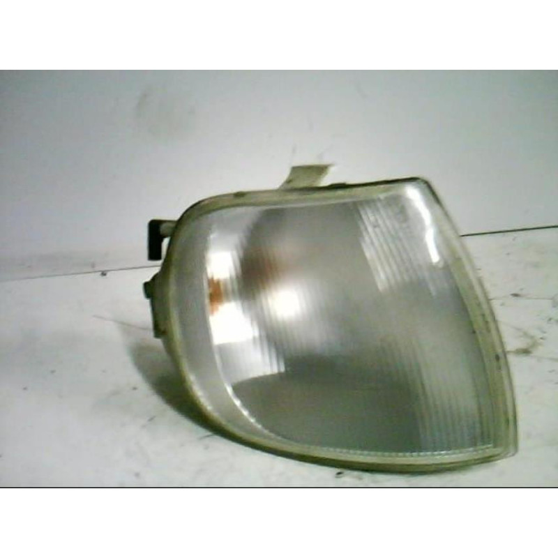 Optique avant secondaire droit (feux)(clignotant) VOLKSWAGEN POLO 3