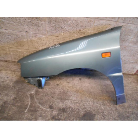 Aile avant gauche SEAT TOLEDO 1 Photo n°1