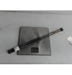 Verin de coffre OPEL CORSA D Photo n°1